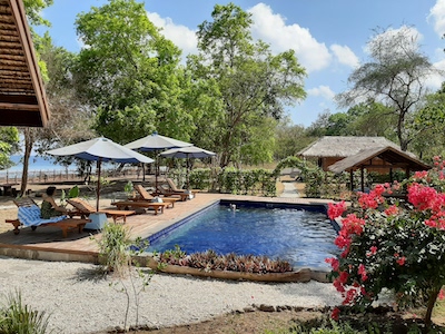 Blue EmOcean Eco Resort Moyo pool